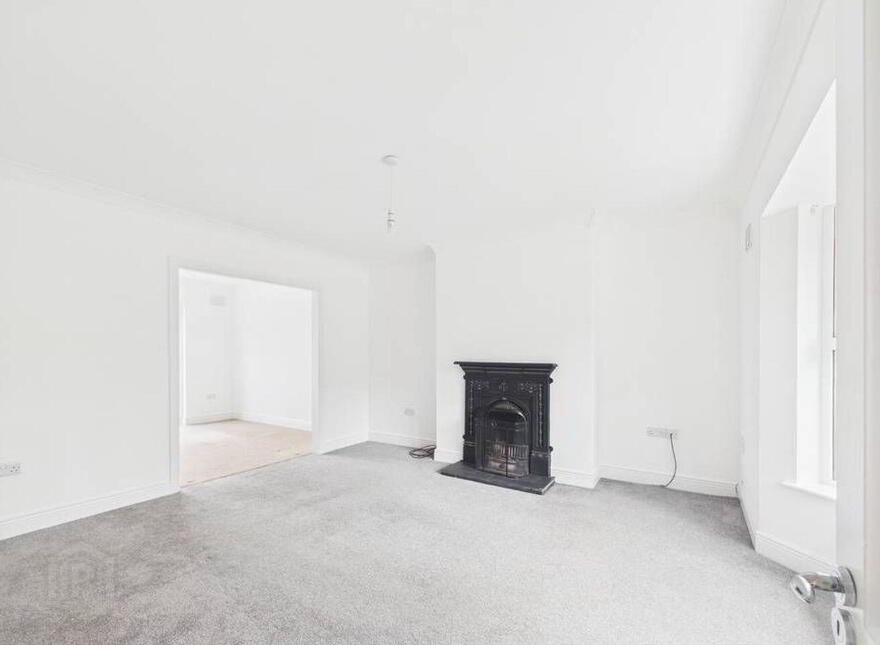 32 Alderbrook, Frankfield, T12FR6E