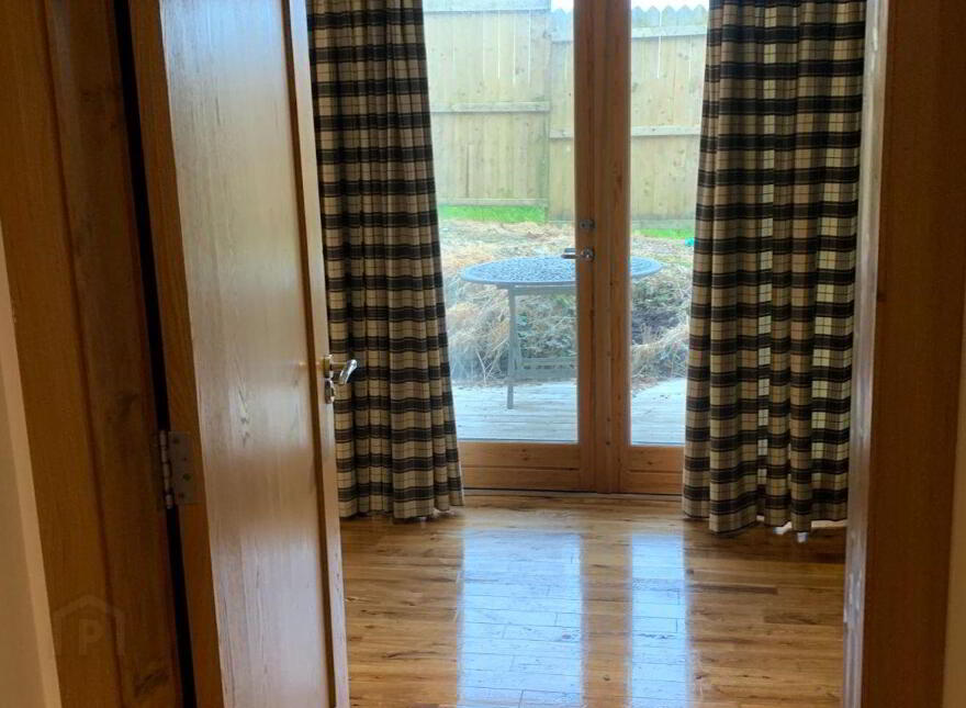 The Mews, Oysterhaven Harbour, Kinsale, P17KR66