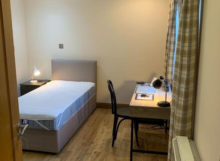 The Mews, Oysterhaven Harbour, Kinsale, P17KR66