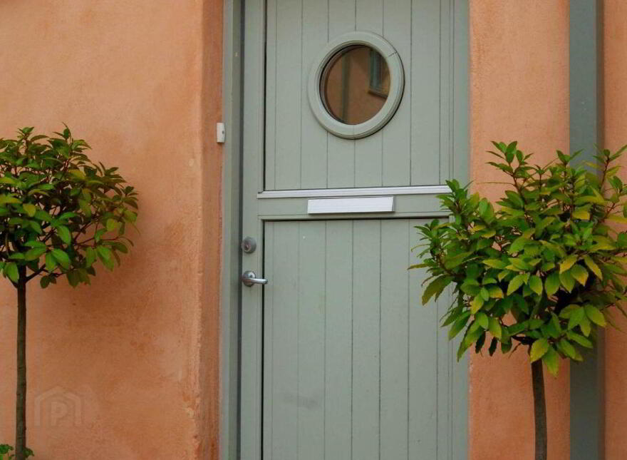 The Mews, Oysterhaven Harbour, Kinsale, P17KR66