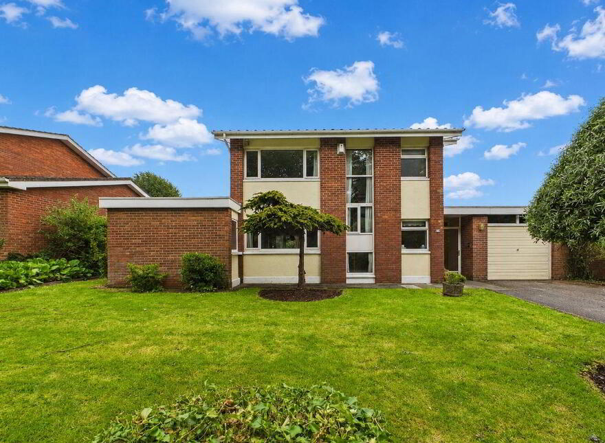 15 Woodlands, Frankfield, T12XFR7