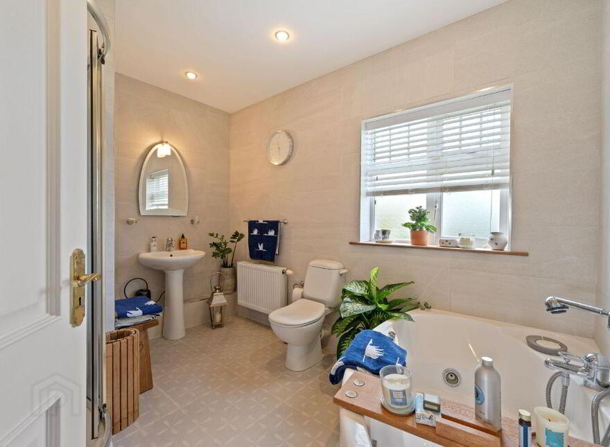 9 Hill Farm Avenue, Model Farm Road, Carrigrohane, T12T6TW