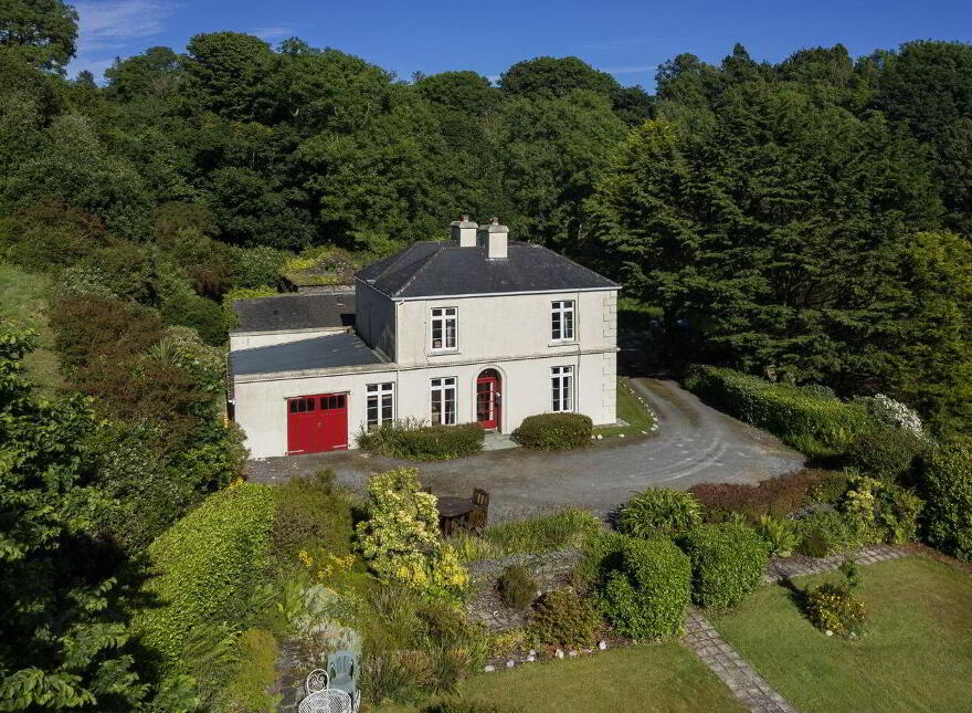 Lake View, Aghatubrid, Glandore, P81TW68