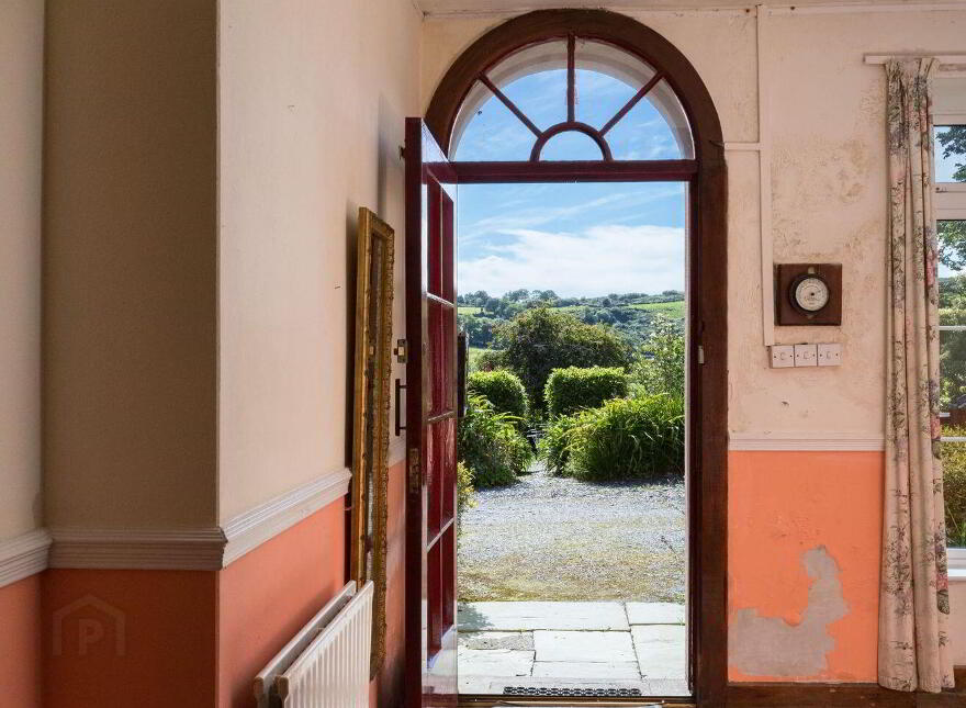 Lake View, Aghatubrid, Glandore, P81TW68