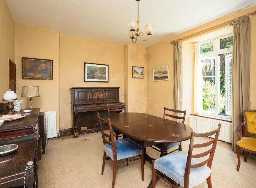 Lake View, Aghatubrid, Glandore, P81TW68