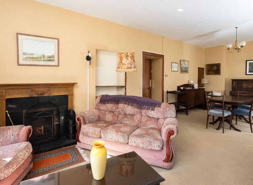 Lake View, Aghatubrid, Glandore, P81TW68