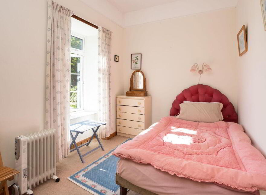 Lake View, Aghatubrid, Glandore, P81TW68