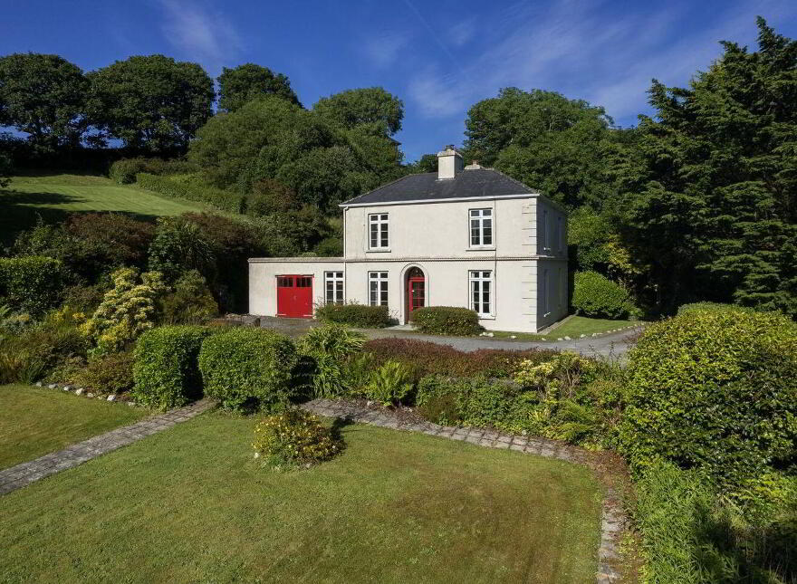Lake View, Aghatubrid, Glandore, P81TW68