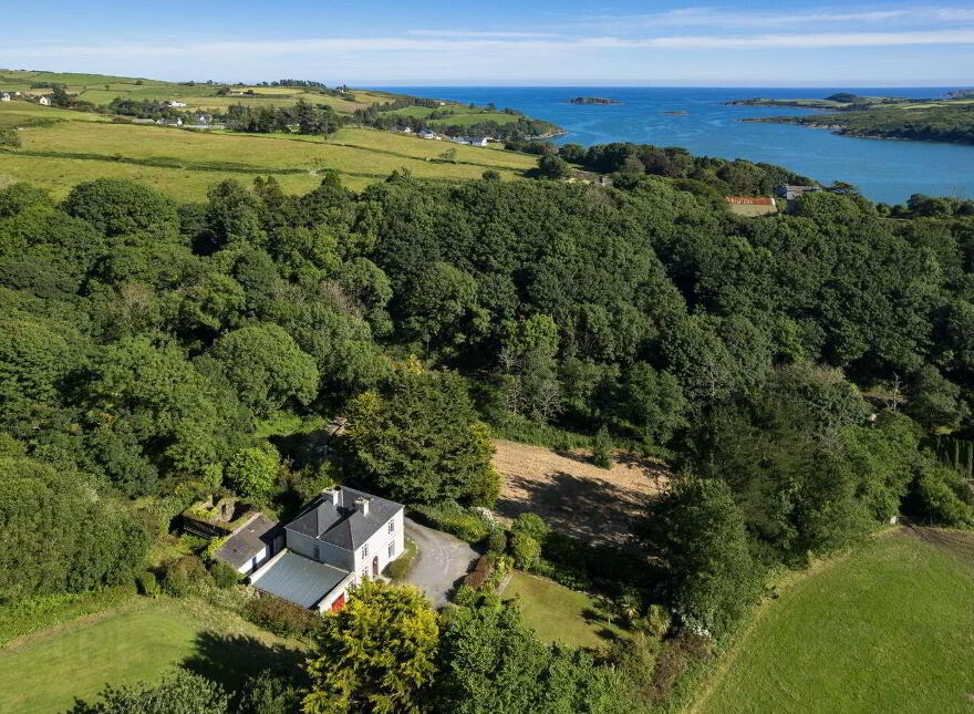 Lake View, Aghatubrid, Glandore, P81TW68