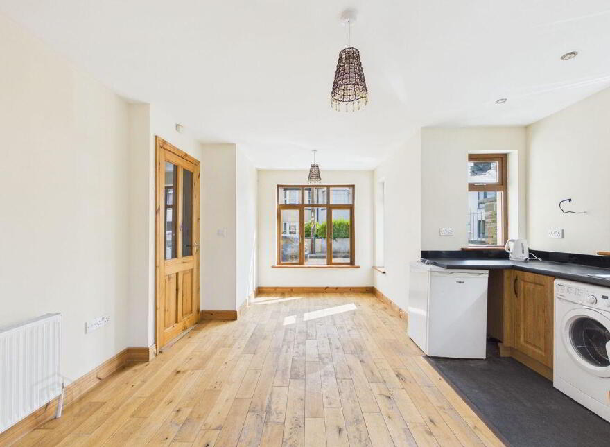 18a Wilton Lawn, Glasheen, T12WEY4