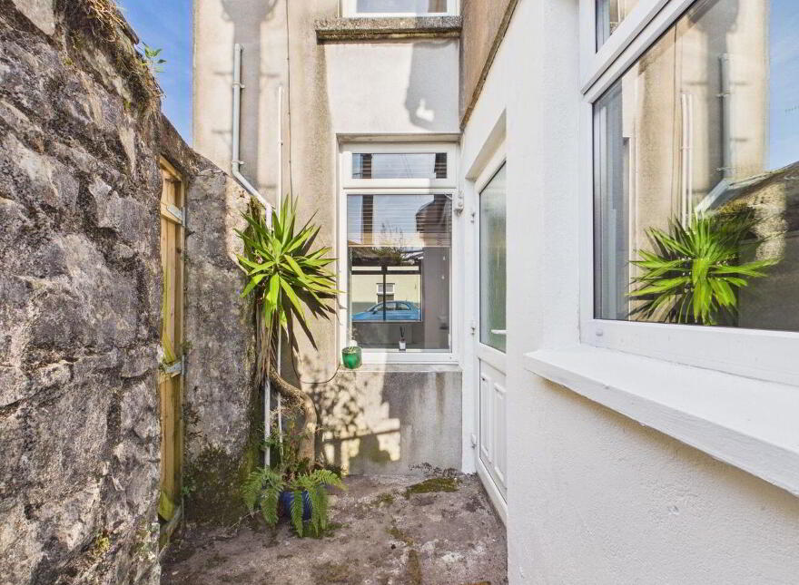 26 Geraldine Place, Albert Road, Blackrock, T12TV7F