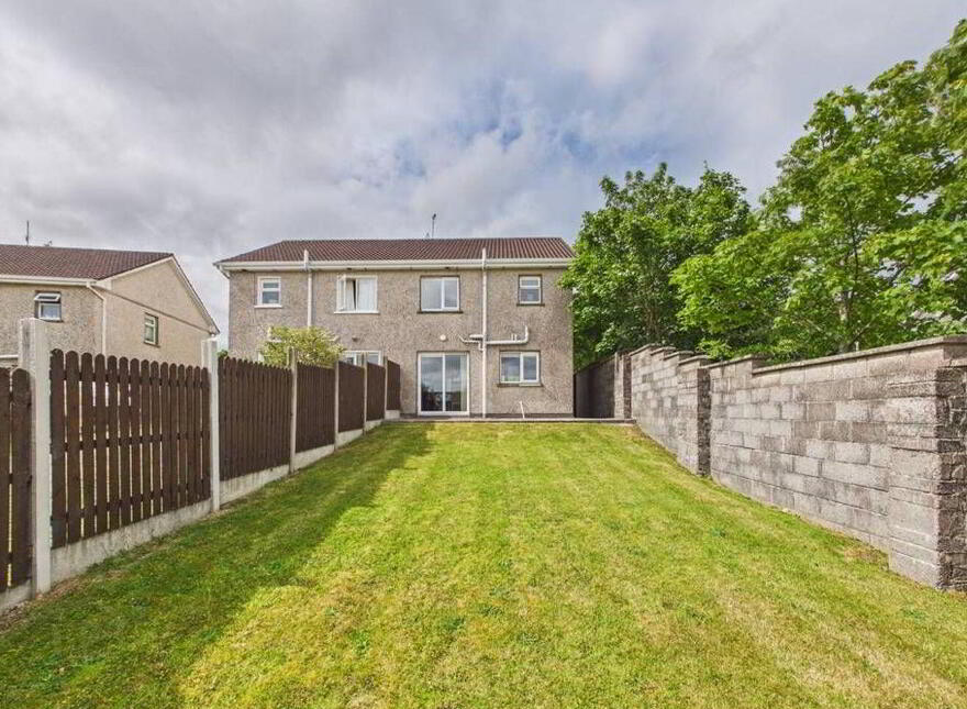 16 The Heathers, Classes Lake, Ballincollig, P31KC57