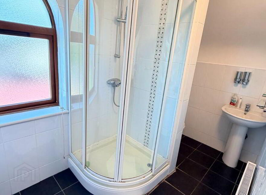 Instow, Riverbank, Douglas, T12Y9V3
