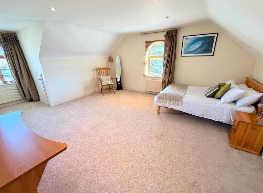 Instow, Riverbank, Douglas, T12Y9V3
