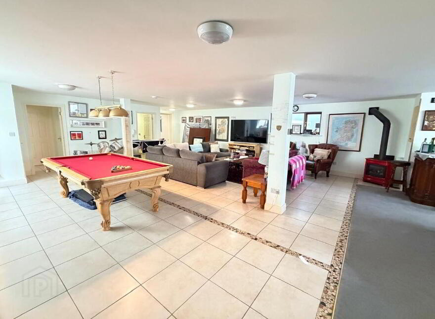 Instow, Riverbank, Douglas, T12Y9V3