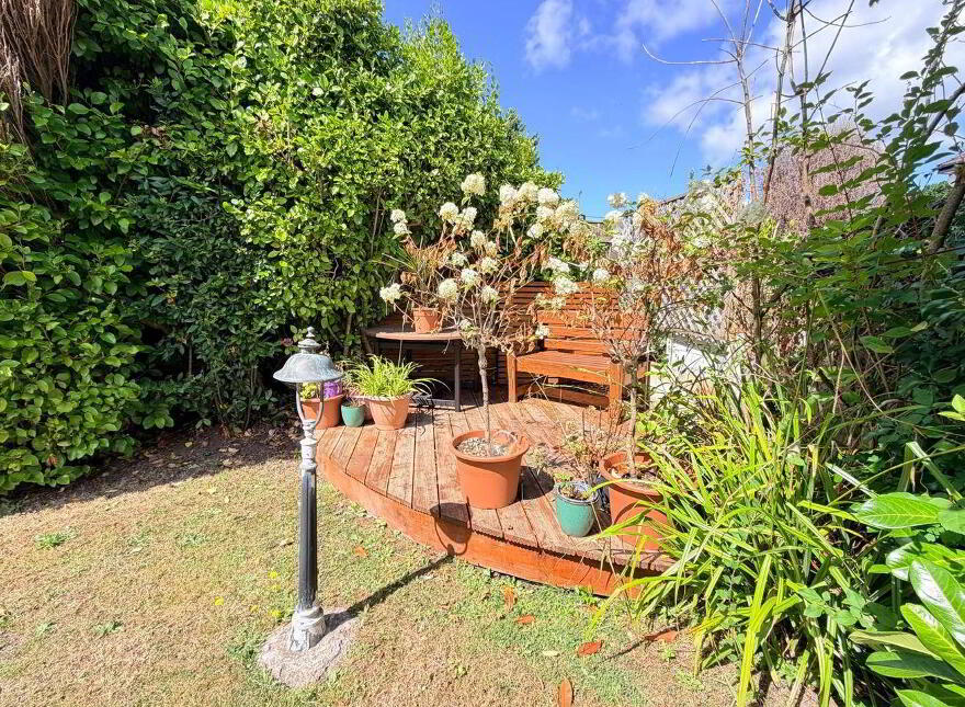 Instow, Riverbank, Douglas, T12Y9V3