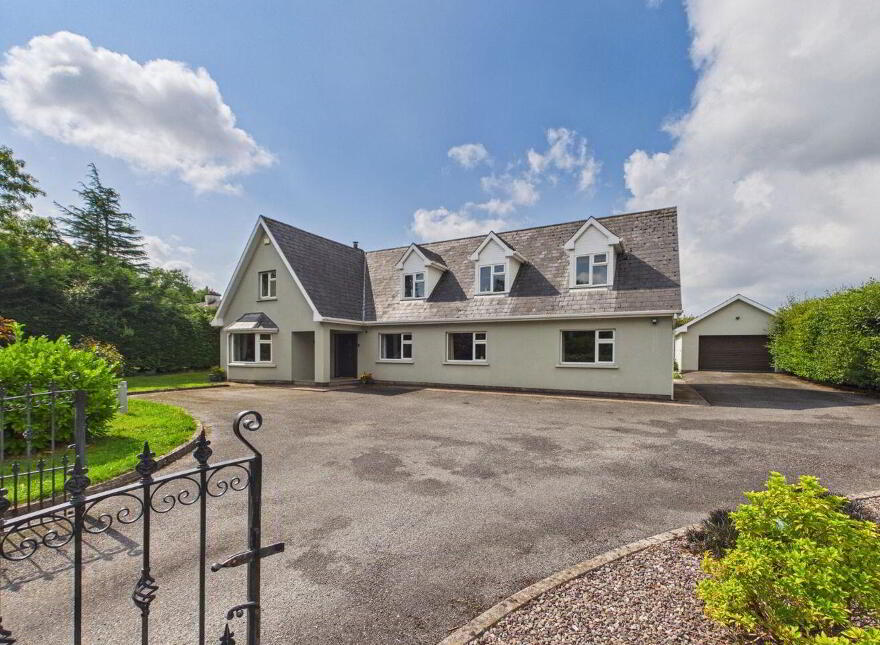 Praslin, Maglin, Ballincollig, P31Y798 photo