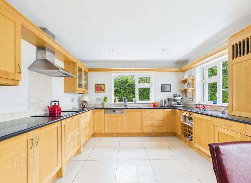 Praslin, Maglin, Ballincollig, P31Y798