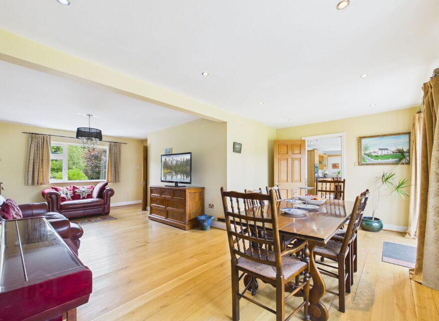 Praslin, Maglin, Ballincollig, P31Y798