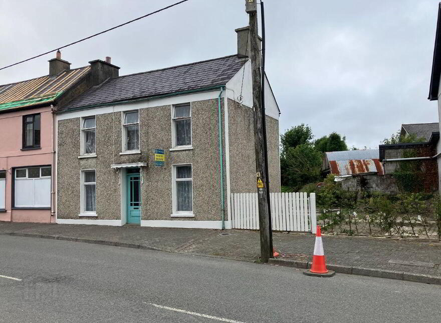 East, End, Boherbue, P51F656 photo