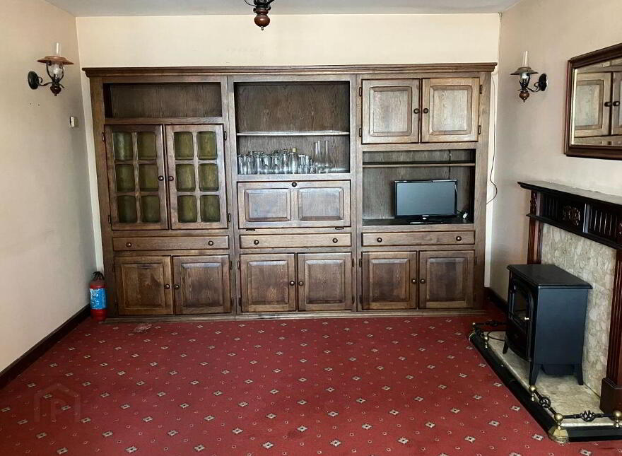 3B Rosecourt, Muddy Hill, Mallow, P51Y060