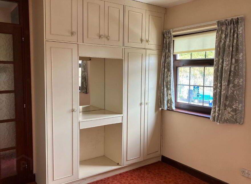 3B Rosecourt, Muddy Hill, Mallow, P51Y060