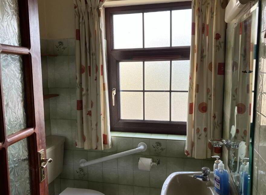 3B Rosecourt, Muddy Hill, Mallow, P51Y060