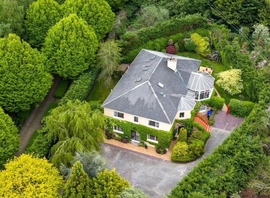 'Glenanaar', Old Hospital Road, Park, Wexford Town, Y35W977