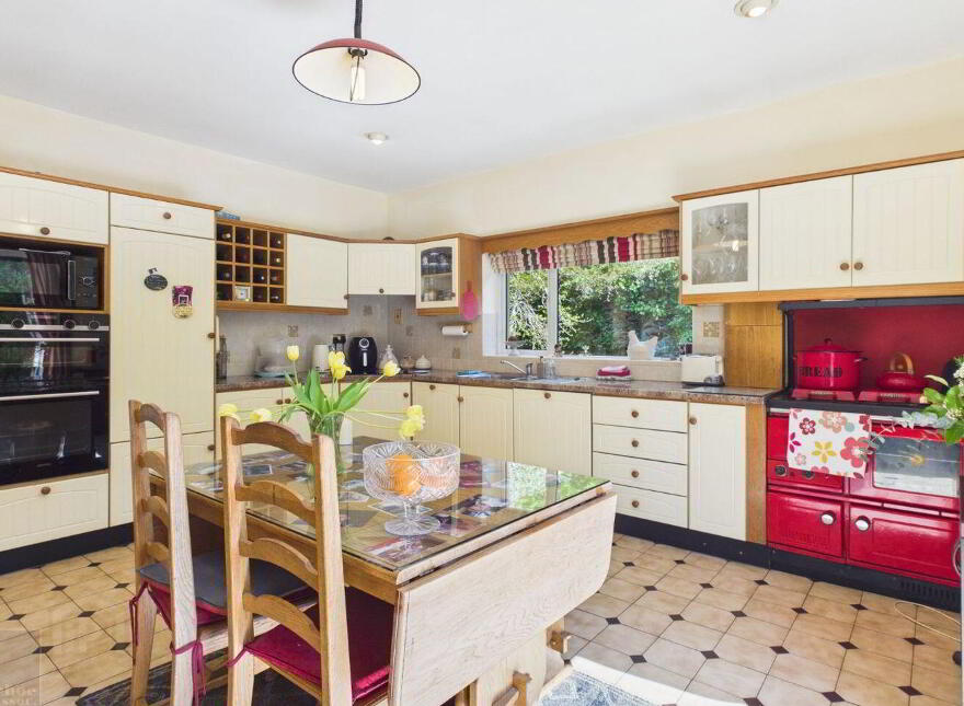 'Glenanaar', Old Hospital Road, Park, Wexford Town, Y35W977