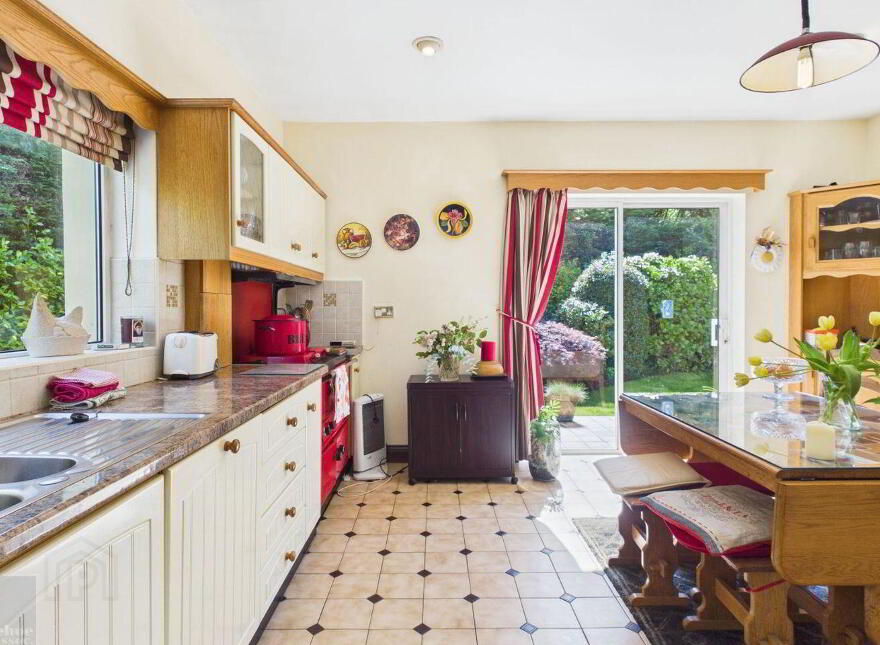 'Glenanaar', Old Hospital Road, Park, Wexford Town, Y35W977