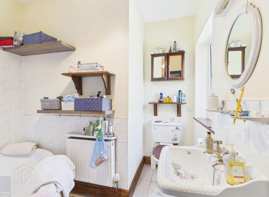 'Glenanaar', Old Hospital Road, Park, Wexford Town, Y35W977