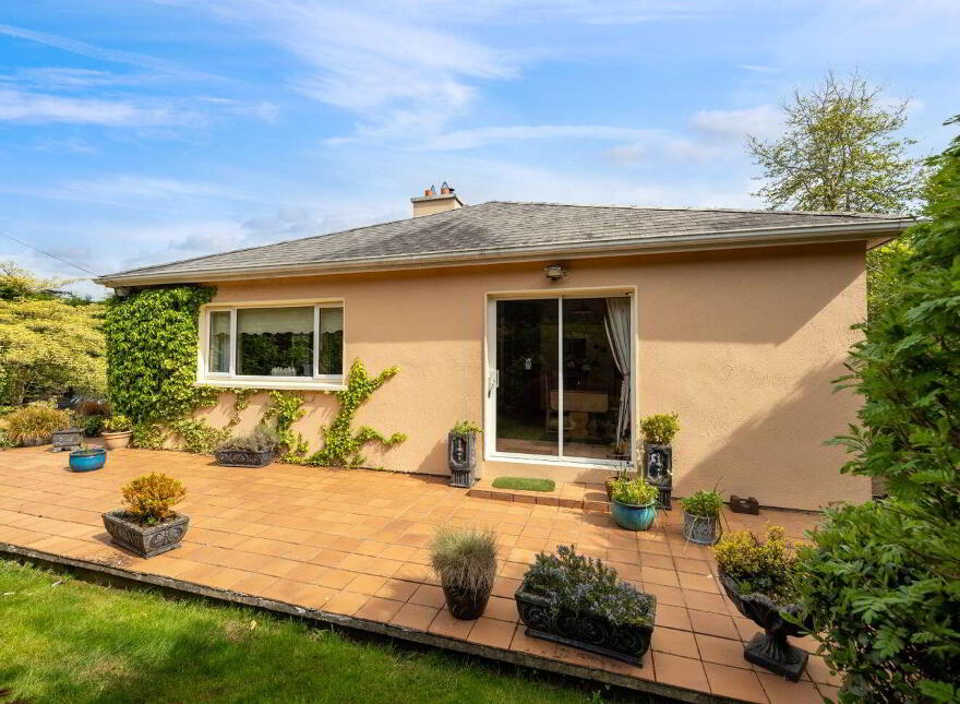 'Glenanaar', Old Hospital Road, Park, Wexford Town, Y35W977