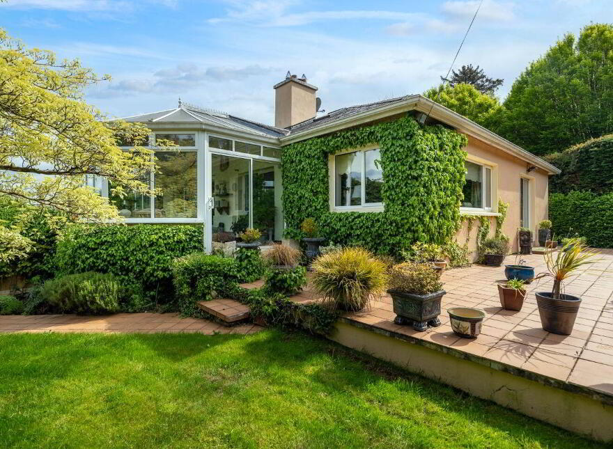 'Glenanaar', Old Hospital Road, Park, Wexford Town, Y35W977