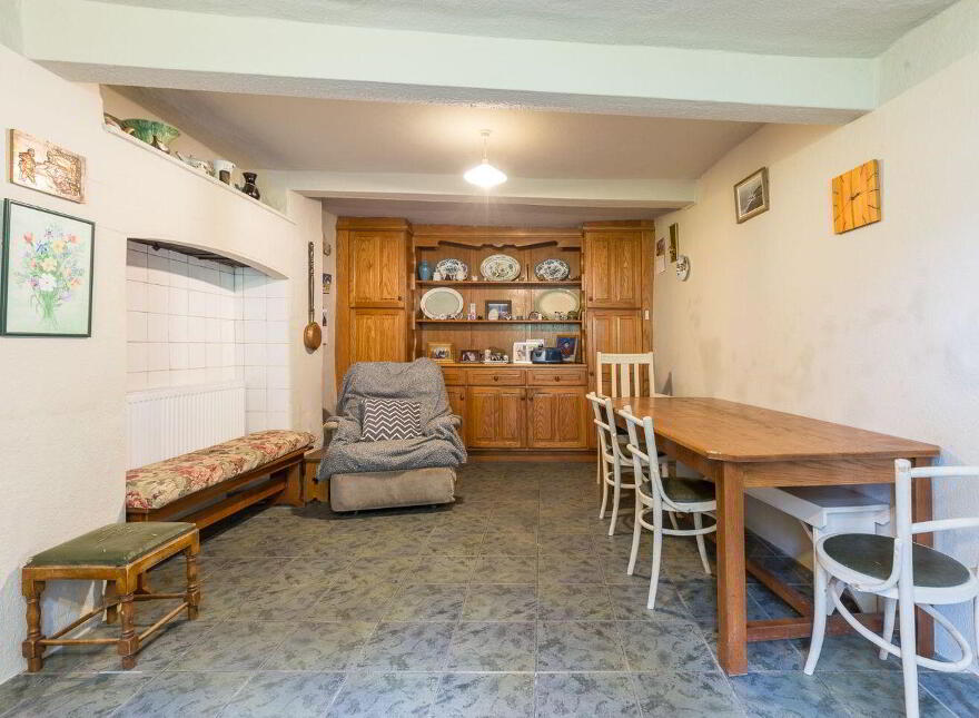 Abbey House, Templeshannon, Enniscorthy, Y21Y2H5