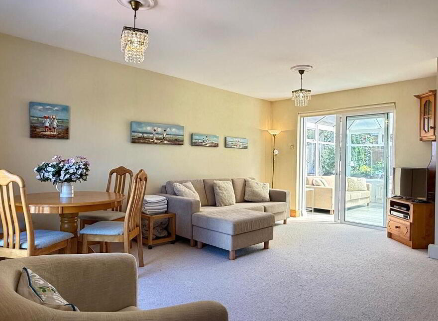 3 Grange Meadows, Rosslare Strand, Y35YX40