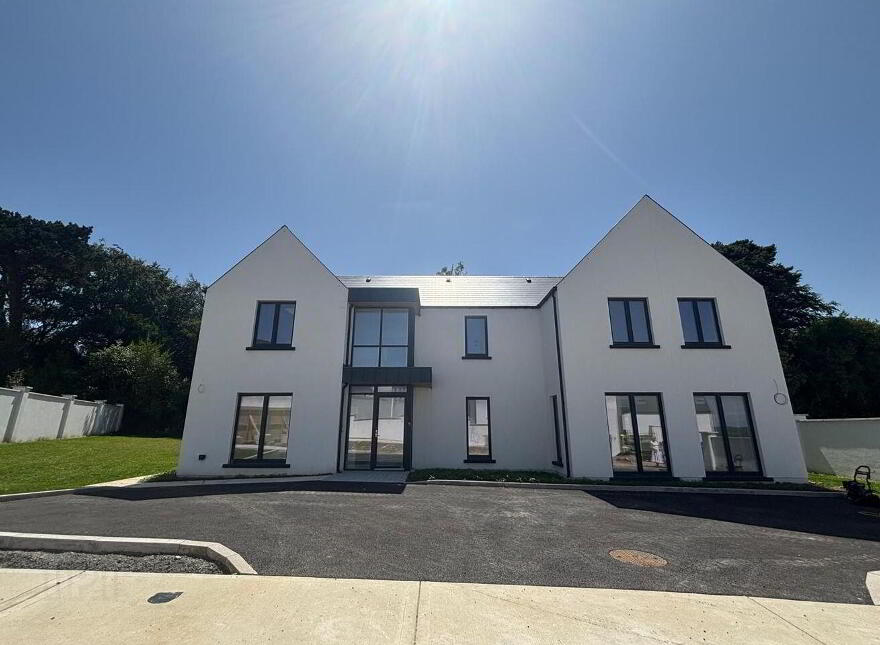 No. 6 Stronveele, Glenville Road, Wexford Town, Y35HN3Y