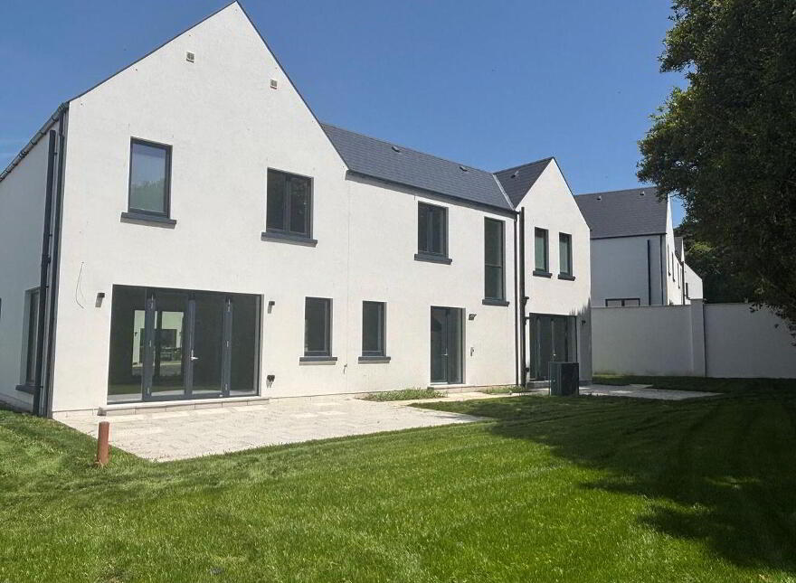No. 6 Stronveele, Glenville Road, Wexford Town, Y35HN3Y