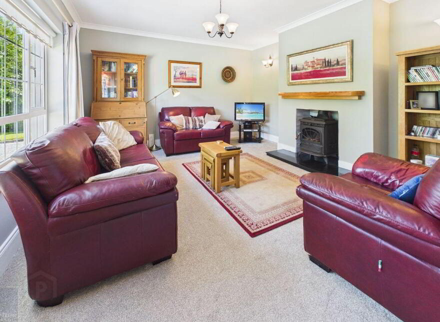 Summerville, Tomgarrow, Adamstown, Y21F854