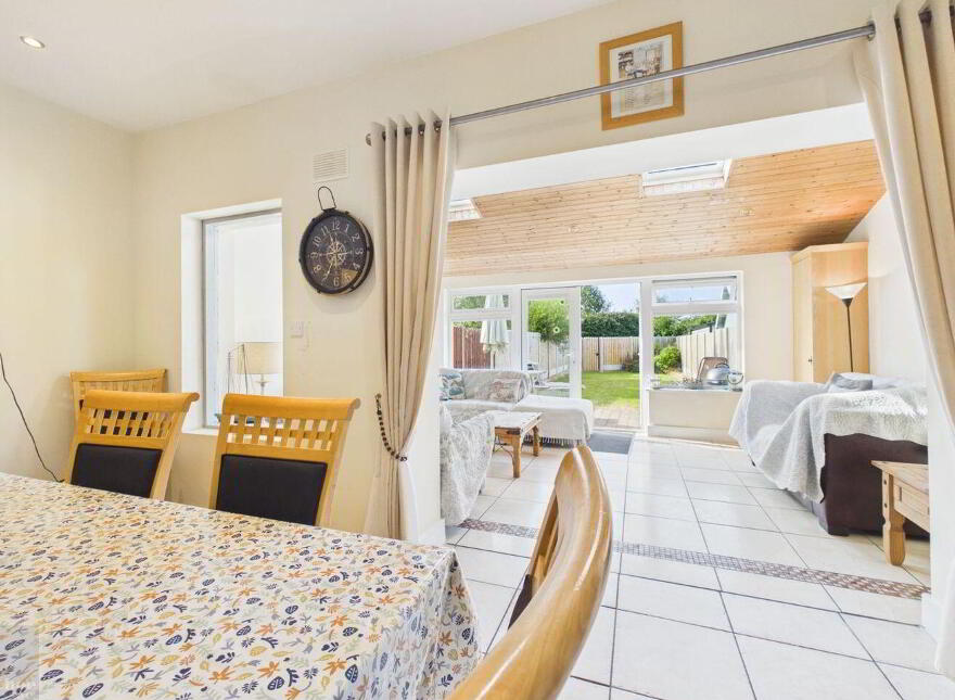 29 Glor Na Mara, Rosslare Strand, Y35V449