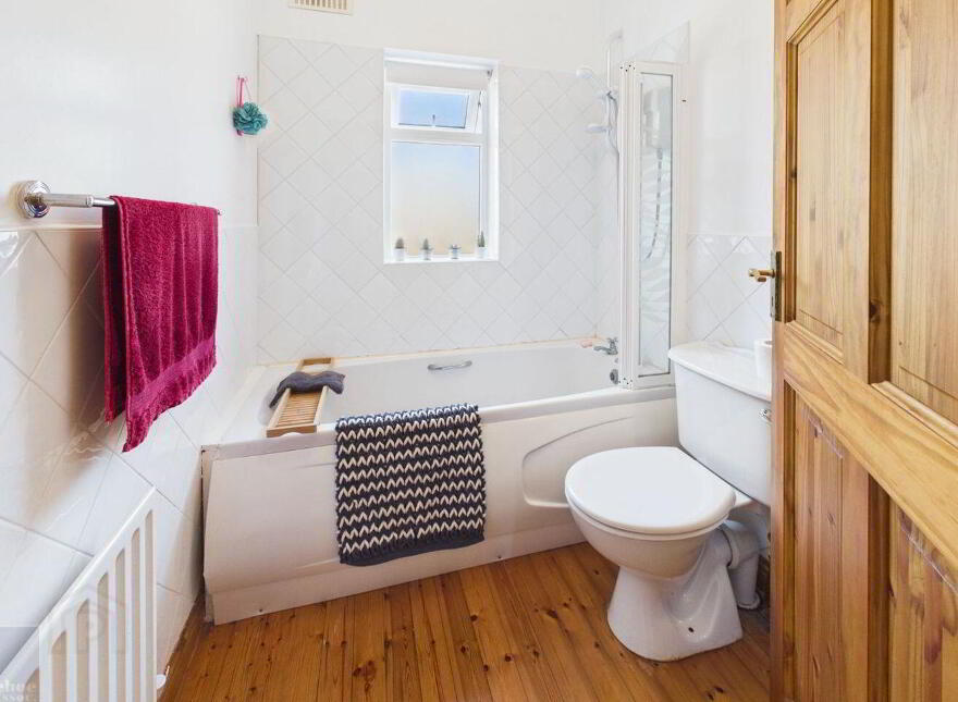 2 Ballyvoodock, Blackwater, Y21F895
