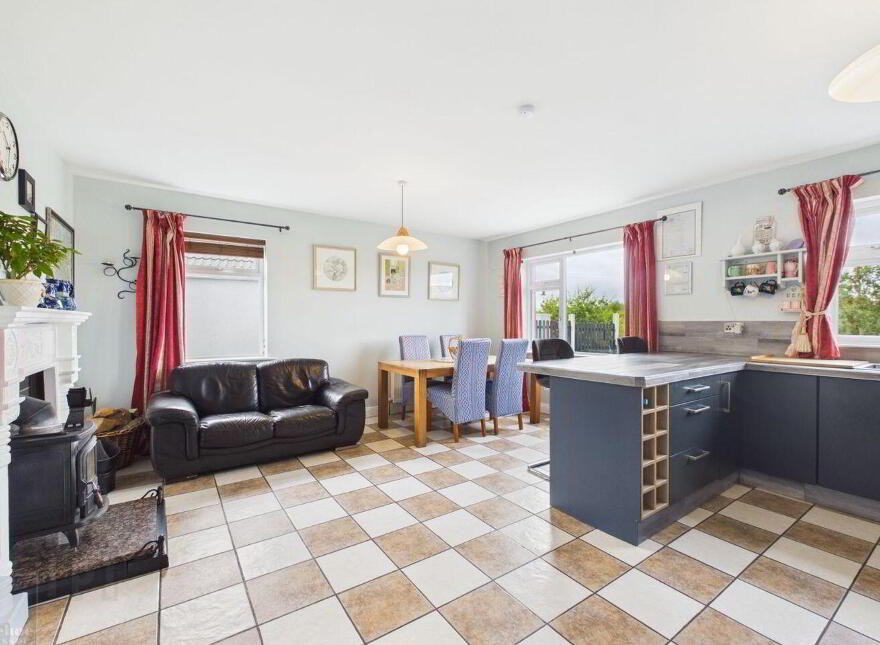 U Lot House, Clone West, Monamolin, Gorey, Y25NR40
