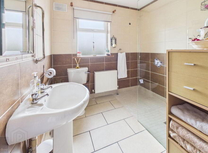 U Lot House, Clone West, Monamolin, Gorey, Y25NR40