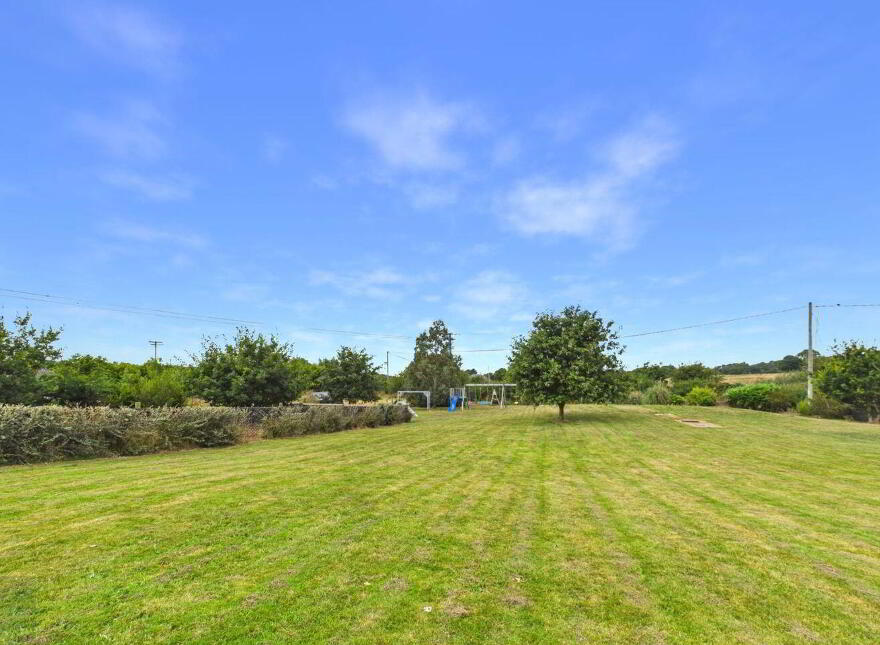 U Lot House, Clone West, Monamolin, Gorey, Y25NR40