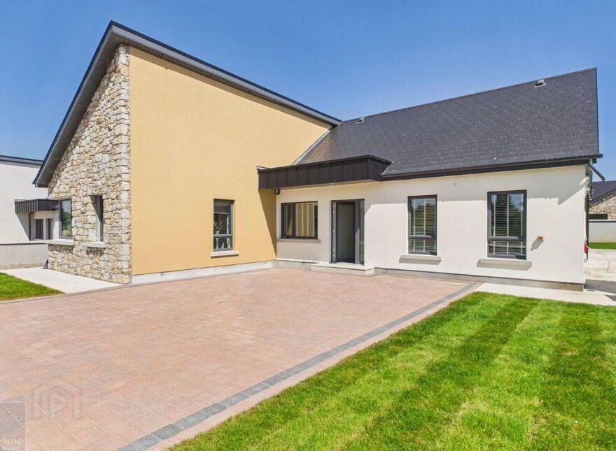 2 An Goirtn Glas, Blackwater, Y21KH3N