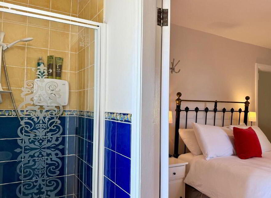 "Fern Cottage", 13 Ashfield, Blackwater, Y21AX56