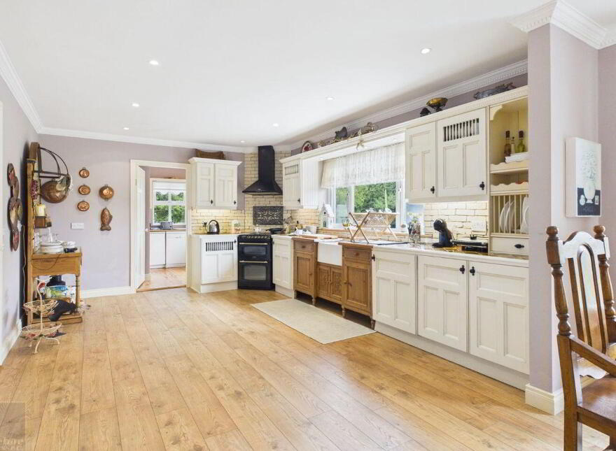 Tomgarrow, Adamstown, Y21P782