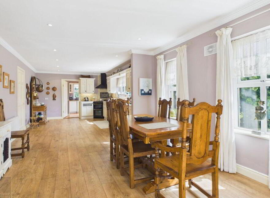 Tomgarrow, Adamstown, Y21P782