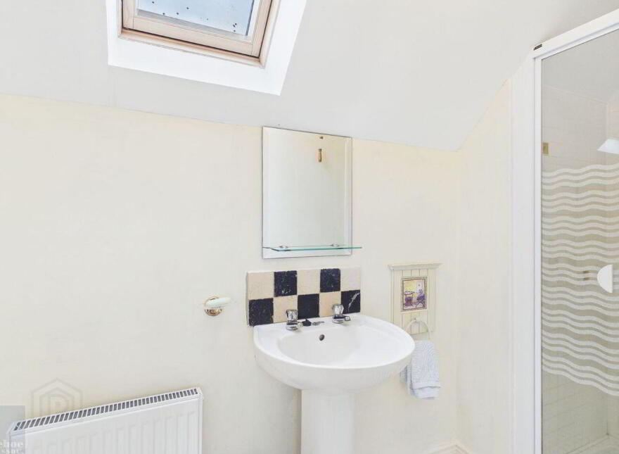 Tomgarrow, Adamstown, Y21P782
