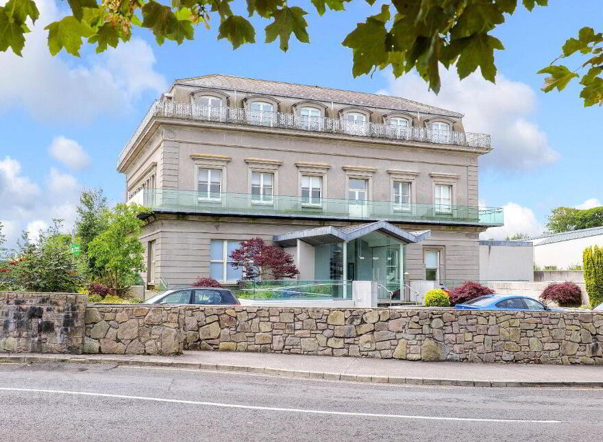 18 Mount Eaton House, Taylors Hill Road, Taylor's Hill, Taylor's Hill, H91Y1X6