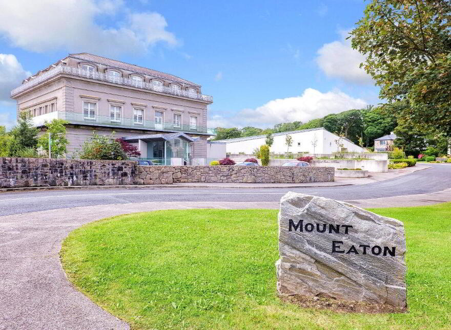18 Mount Eaton House, Taylors Hill Road, Taylor's Hill, Taylor's Hill, H91Y1X6